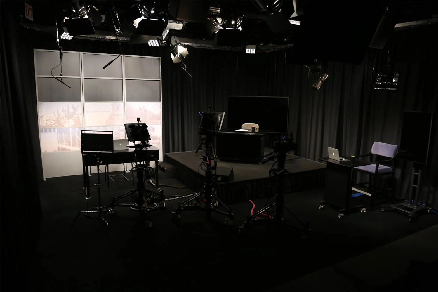studio-b